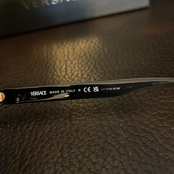 Versace unisex Ve2199 Medusa logo aviator sunglasses NWB - Picture 7 of 8